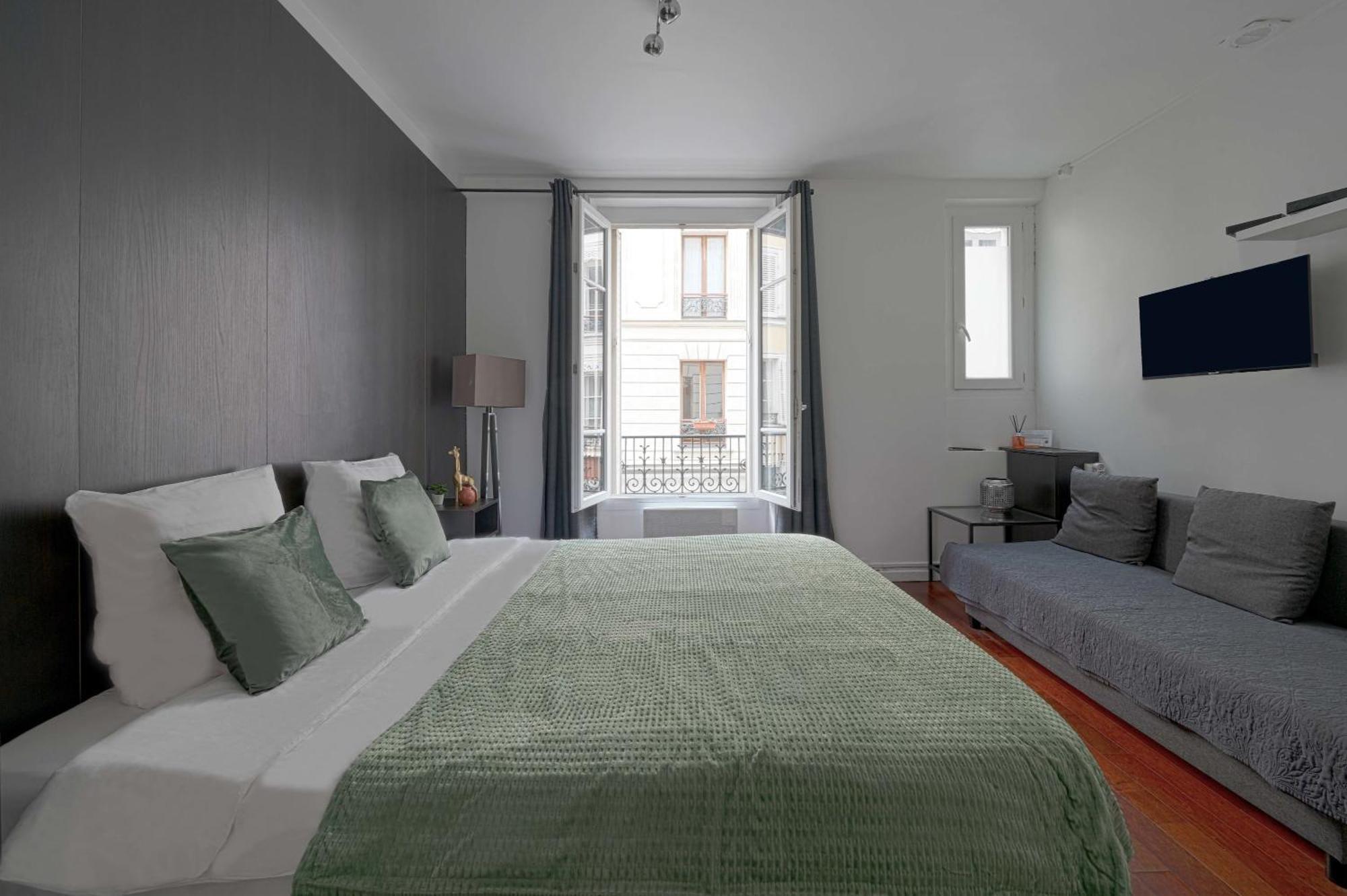 Large Modern Studio Close To The Eiffel Tower And Paris Highlights Διαμέρισμα Εξωτερικό φωτογραφία